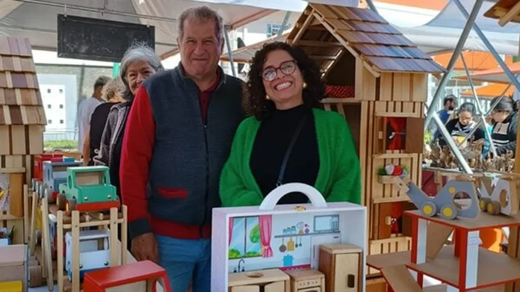 Capacitação em Turismo eleva vendas na Feira do Largo da Ordem em Curitiba