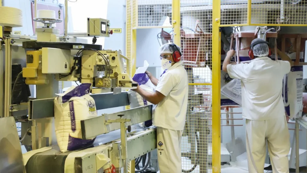 Paraná amplia participação na indústria brasileira e alcança R$ 184 bilhões em produção