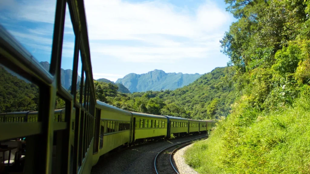 Paraná tem 5 indicados no World Travel Awards 2024: saiba como votar