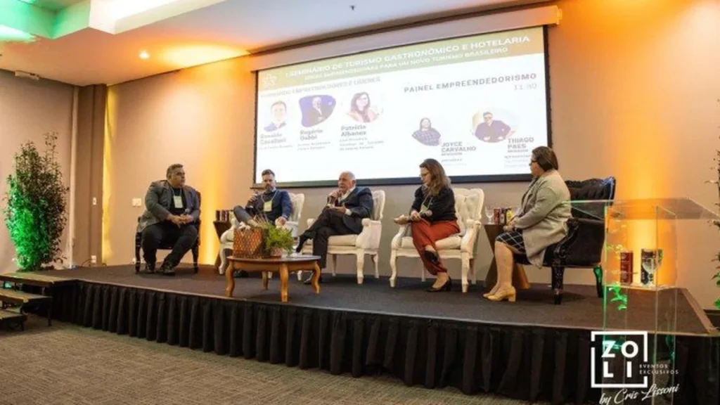 II Seminário de Turismo Gastronômico reúne especialistas para debater futuro do setor em Curitiba II Seminário de Turismo Gastronômico reúne especialistas para debater futuro do setor em Curitiba