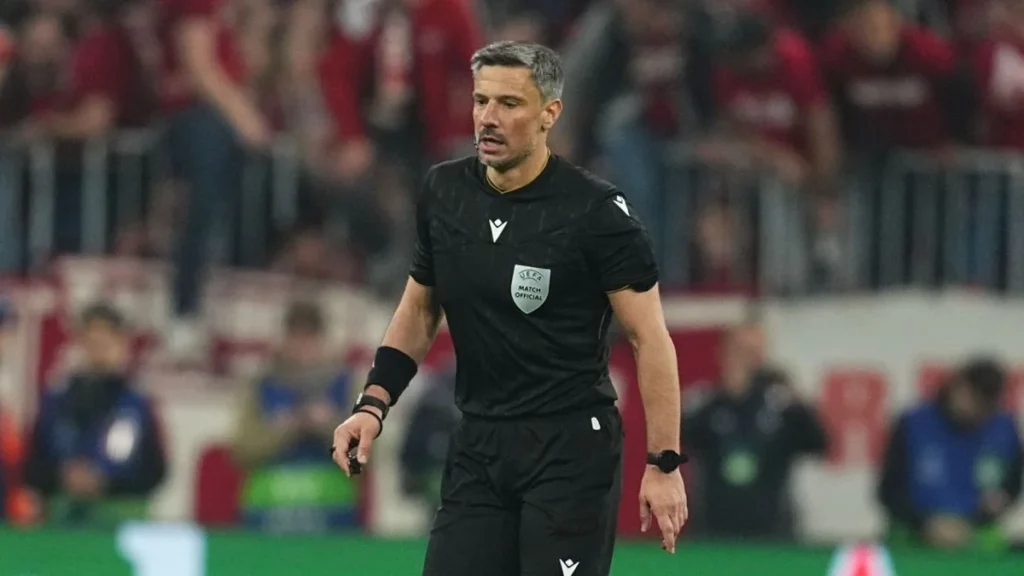 Conheça Slavko Vinčić, o Árbitro Escolhido para a Final da Copa 2026 Conheça Slavko Vinčić, o Árbitro Escolhido para a Final da Copa 2026