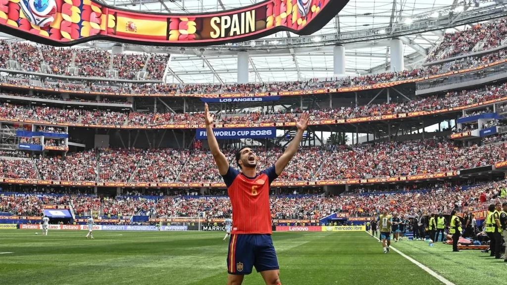 Mikel Merino: o artilheiro que virou talismã da Espanha na Copa