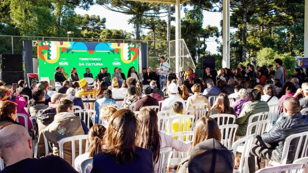 Paraná alcança 100% de adesão ao Sistema Nacional de Cultura e lidera integração cultural no Brasil