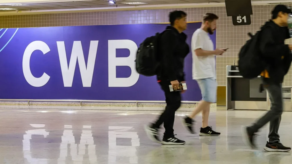 Congresso no Aeroporto Afonso Pena reúne prefeituras do Paraná para debater cidades inteligentes Congresso no Aeroporto Afonso Pena reúne prefeituras do Paraná para debater cidades inteligentes