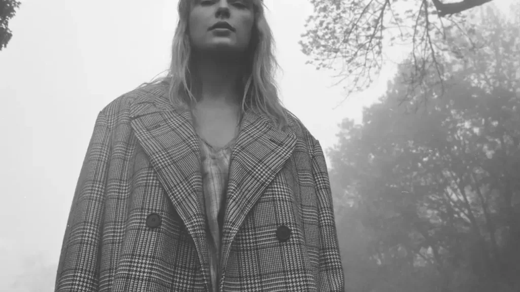 Seis músicas inesquecíveis de "Folklore", de Taylor Swift, que marcam seis anos de lançamento