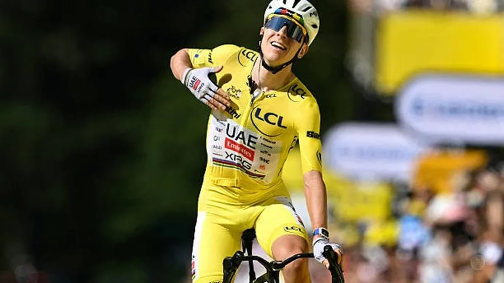 Tadej Pogačar supera Chris Froome e busca recorde histórico no Tour de France
