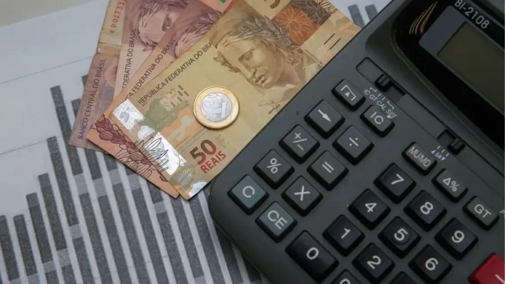 Paraná tem alta na inadimplência e ultrapassa 3,23 milhões de consumidores negativados Paraná tem alta na inadimplência e ultrapassa 3,23 milhões de consumidores negativados