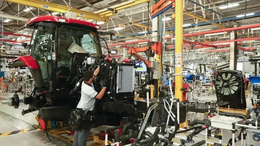 Paraná cria 60,4 mil empregos em 2026 e mantém 4º maior saldo do país, aponta Novo Caged
